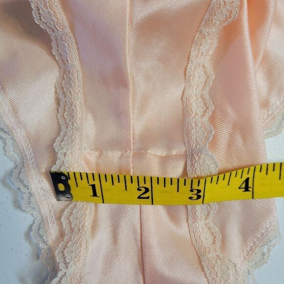 Vintage 80s Peach Lace Trimmed Satin Bodysuit Coquettegirl - Picture 9 of 10